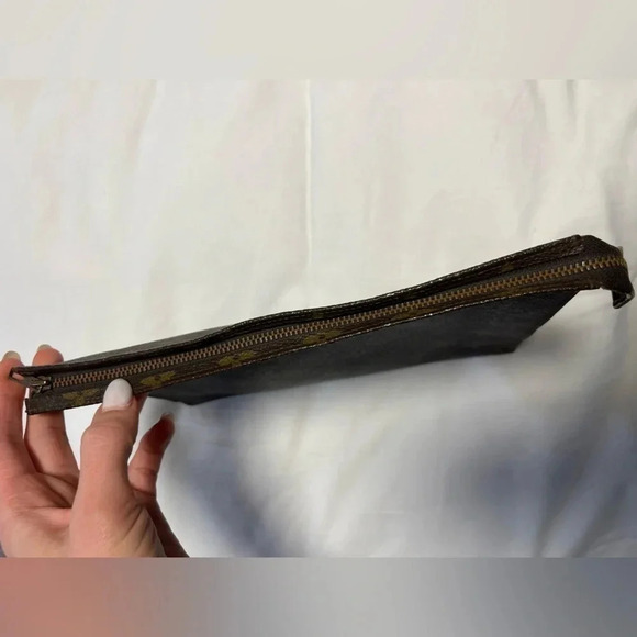 Louis Vuitton vintage pouch  bag - Picture 4 of 7